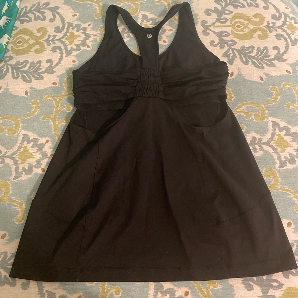 Lululemon Black Tank Size 8